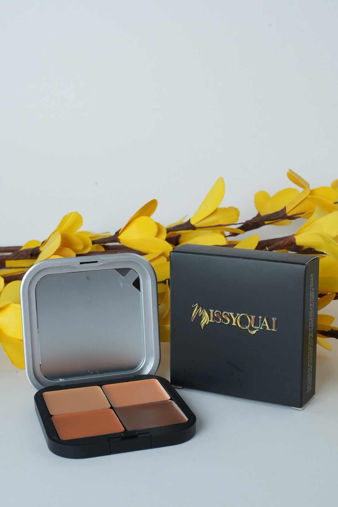 MissyQuai Lace Tint Palette